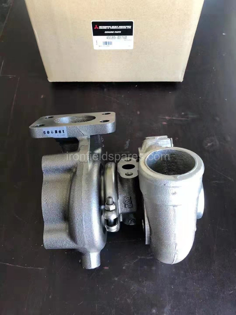 toruページ Hellper Axle Hub OEM 8970813220 for Isuzu NQR66 Trucks