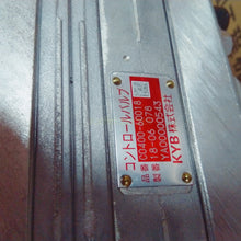 HITACHI SHUTTLE VALVE ZX200 ZAX200 4468336 YA00000543 Japanese Genuine