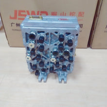 HITACHI SHUTTLE VALVE ZX200 ZAX200 4468336 YA00000543 Japanese Genuine